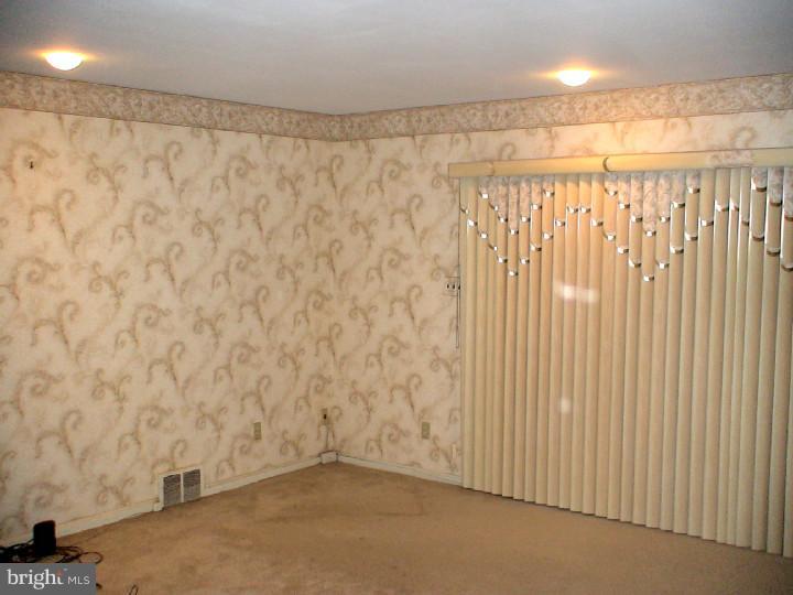 7101 Sherwood Road Philadelphia, PA 19151 - Photo 13 of 22 Master Bedroom