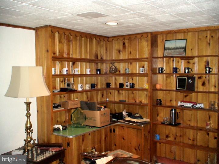 7101 Sherwood Road Philadelphia, PA 19151 - Photo 16 of 22 Office / Study