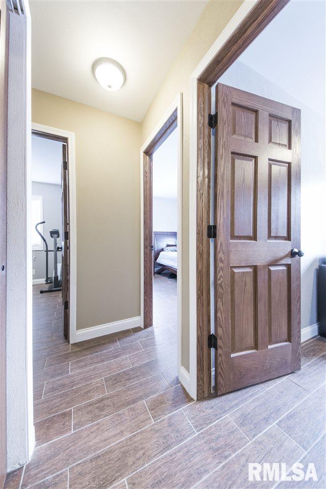 601 Bess Street Washington, IL 61571 - Photo 13 of 36 Gallery Image 13