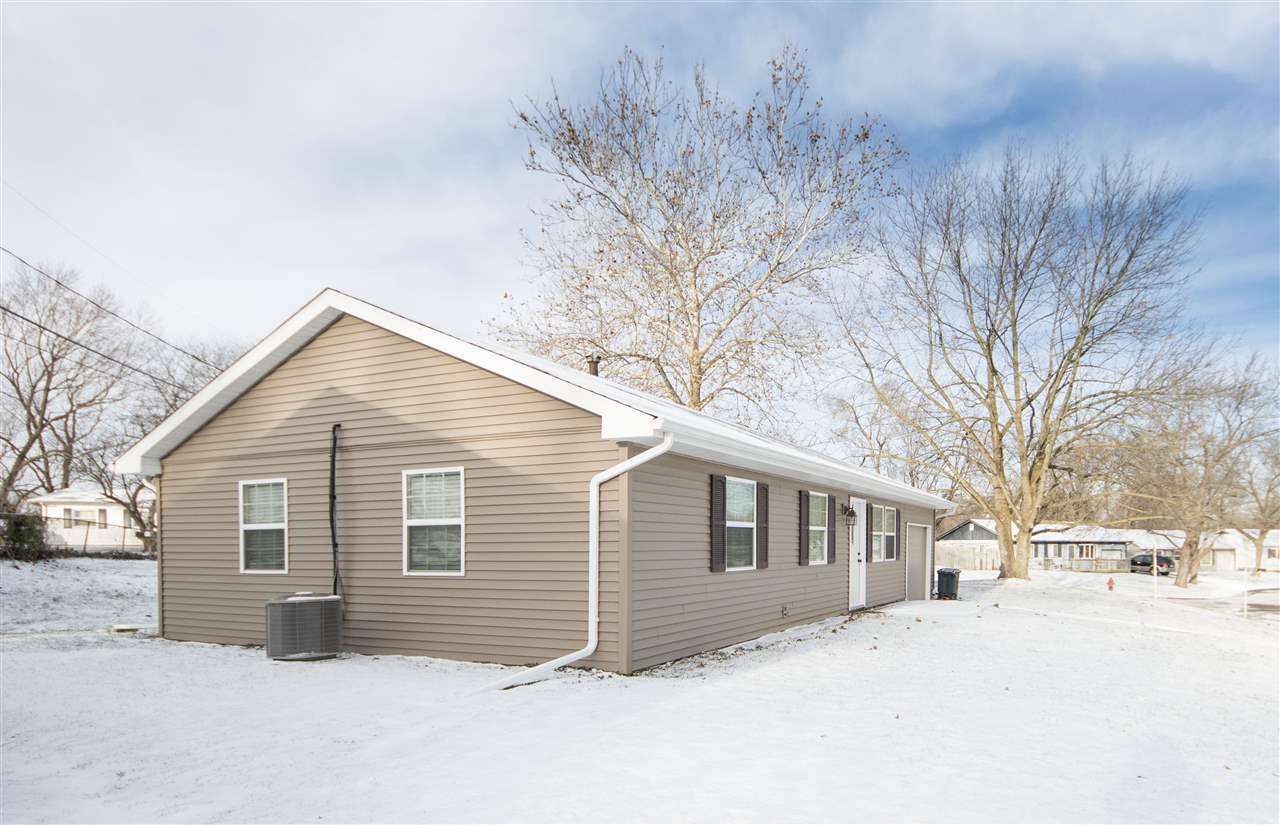 601 Bess Street Washington, IL 61571 - Photo 32 of 36 Gallery Image 32