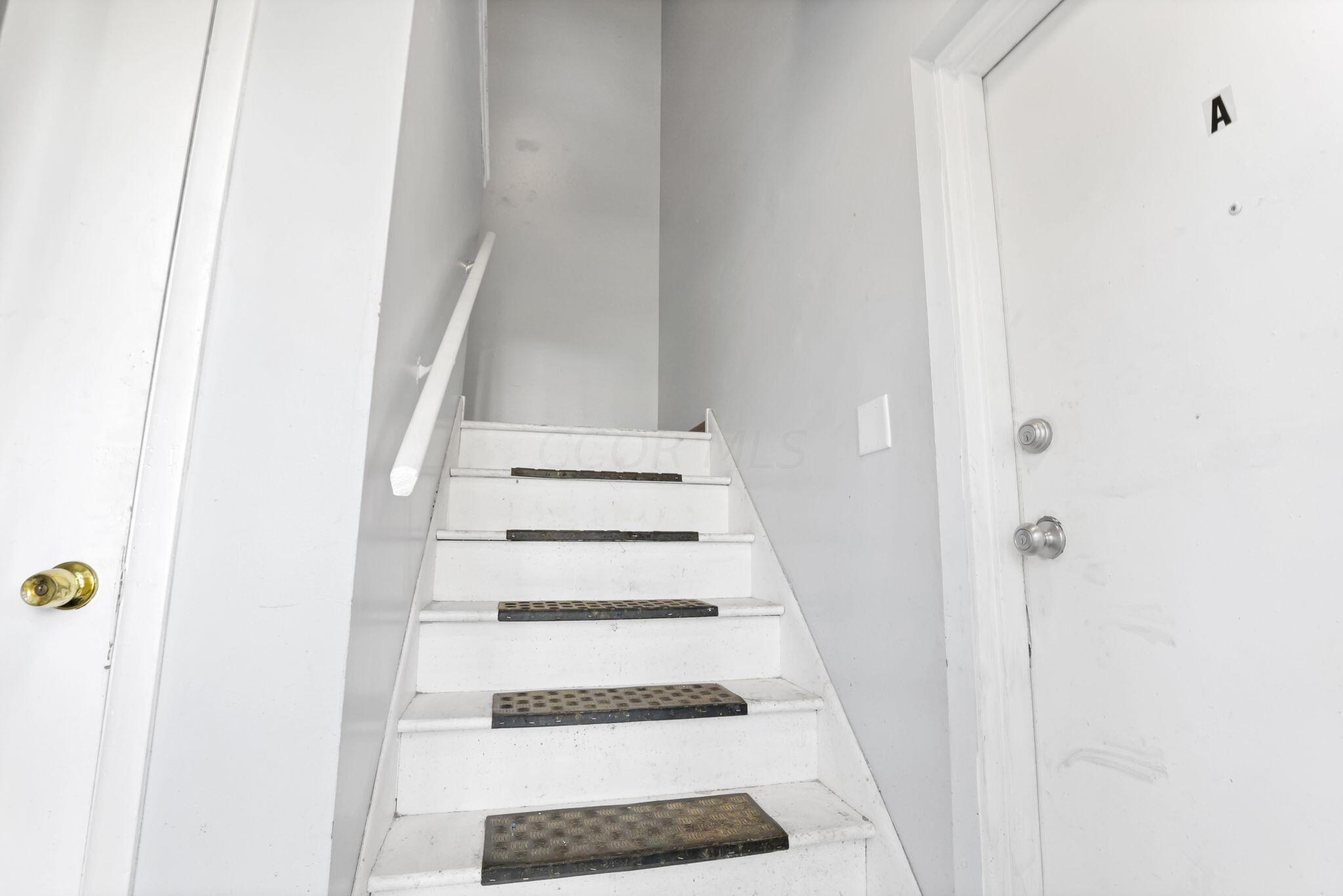 690 Kingsford Road Columbus, OH 43204 - Photo 66 of 80 57-web-or-mls-011A9638