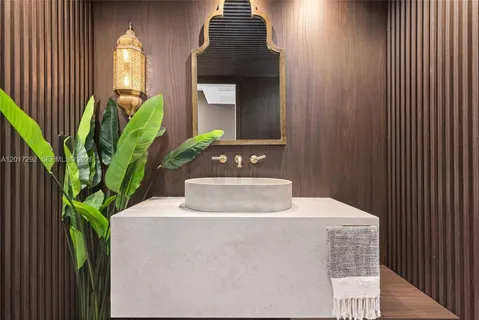 $7,988,888 | 3201 Northeast 183rd Street, Unit 1503/1504, Aventura, FL 33160