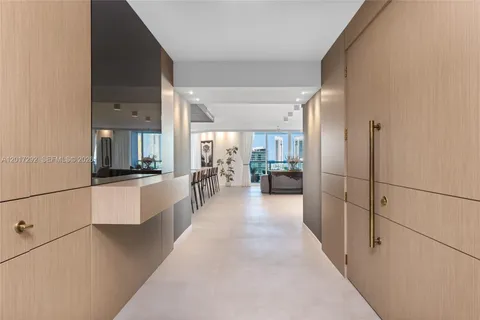 $7,988,888 | 3201 Northeast 183rd Street, Unit 1503/1504, Aventura, FL 33160