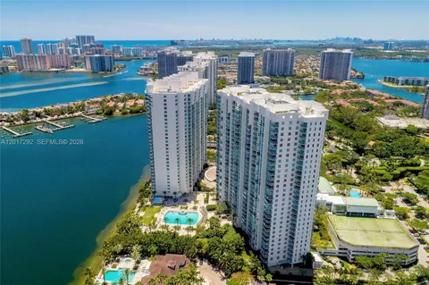 $7,988,888 | 3201 Northeast 183rd Street, Unit 1503/1504, Aventura, FL 33160