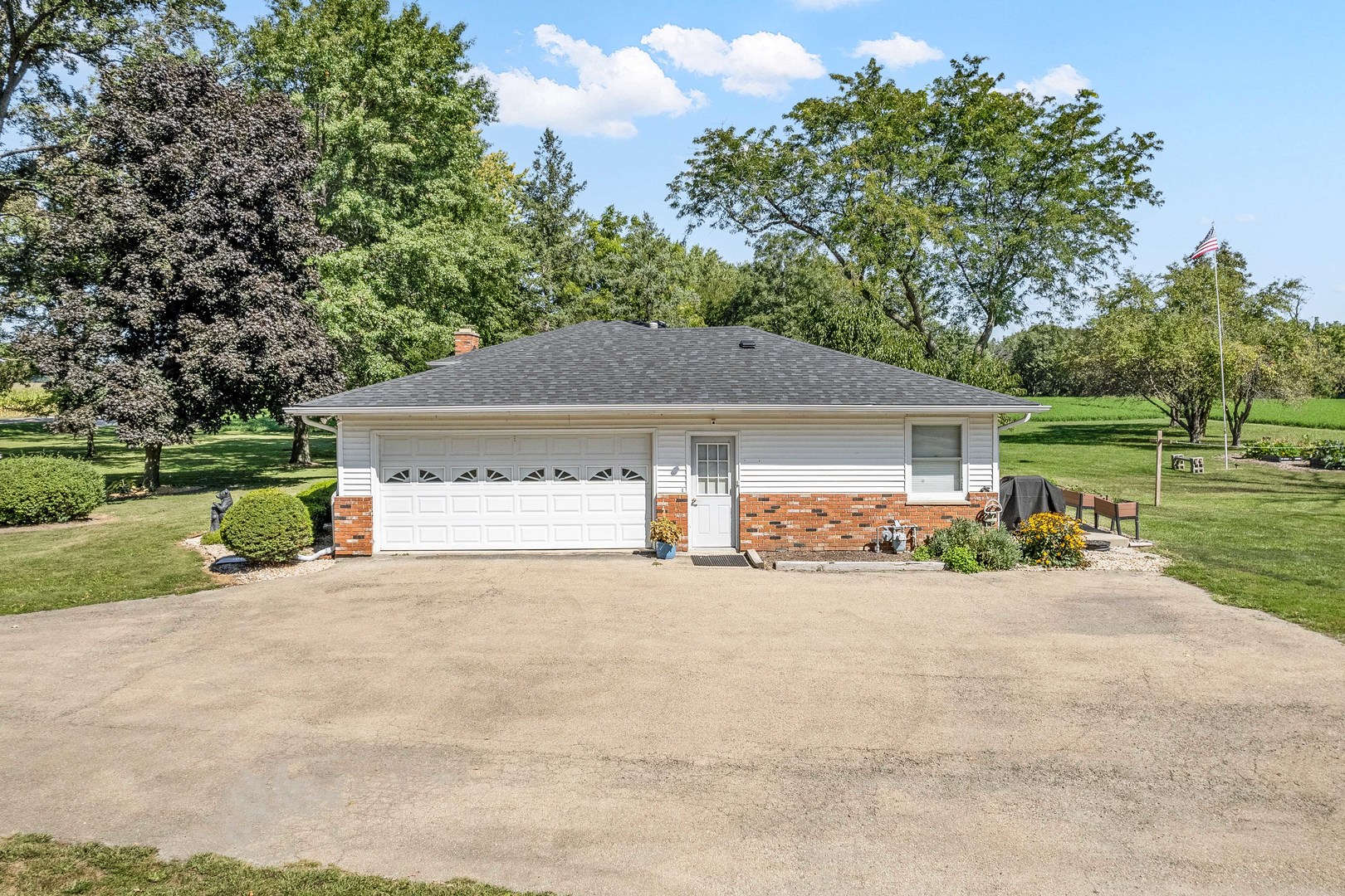 3918 East 550th Road Mendota, IL 61342 - Photo 5 of 48 Gallery Image 5