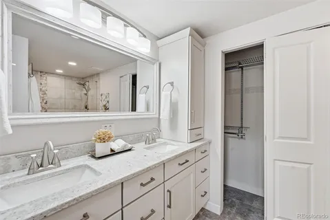$535,000 | 2892 West Long Circle, Unit G, Littleton, CO 80120