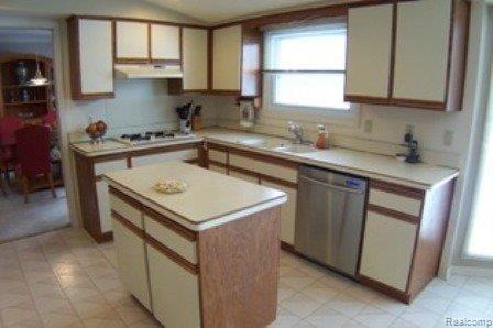 Kitchen 1