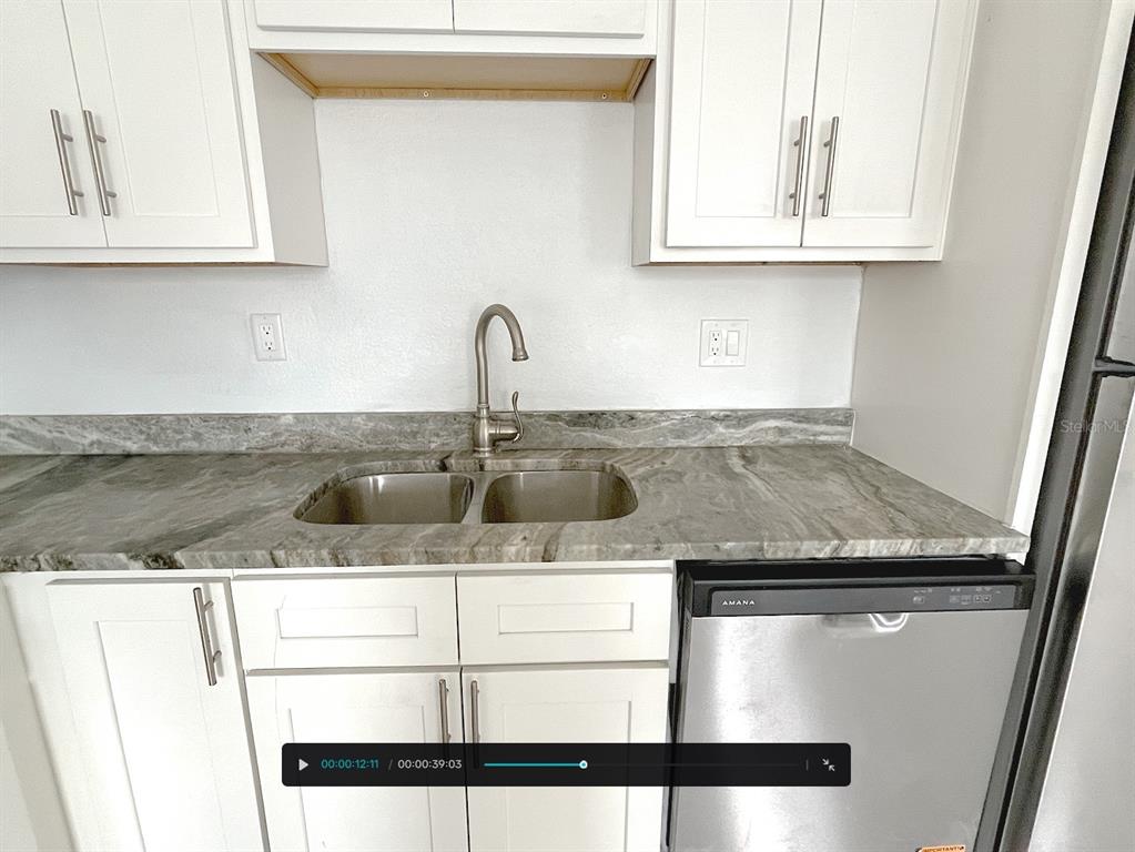 24 Lynn Way, Unit 25 Madeira Beach, FL 33708 - Photo 5 of 21