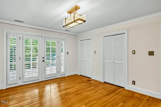 $1,175,000 | 52 Dogwood Acres Drive, Chapel Hill, NC 27516