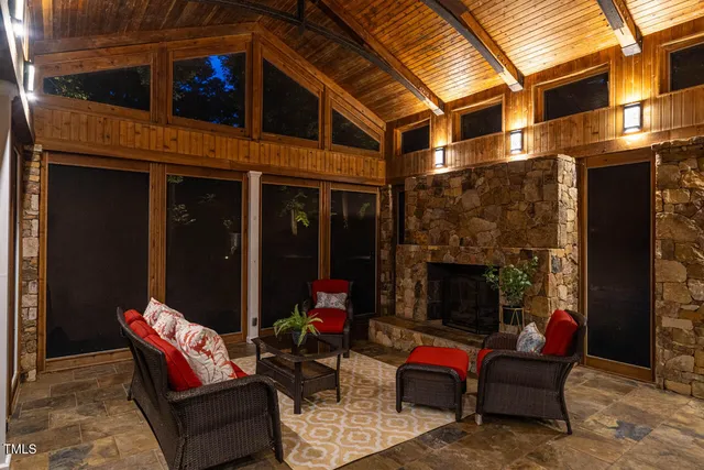 $1,175,000 | 52 Dogwood Acres Drive, Chapel Hill, NC 27516