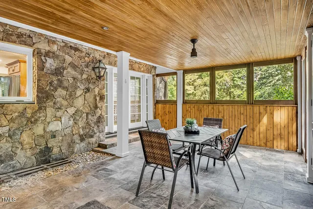 $1,175,000 | 52 Dogwood Acres Drive, Chapel Hill, NC 27516