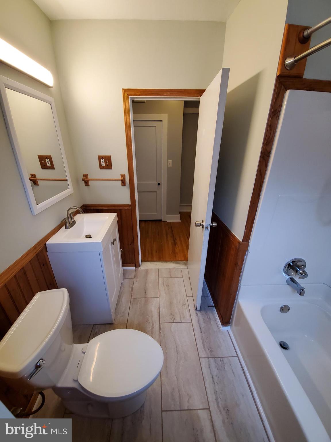 830 Cedarcroft Road Baltimore, MD 21212 - Photo 6 of 30 Main level bathroom