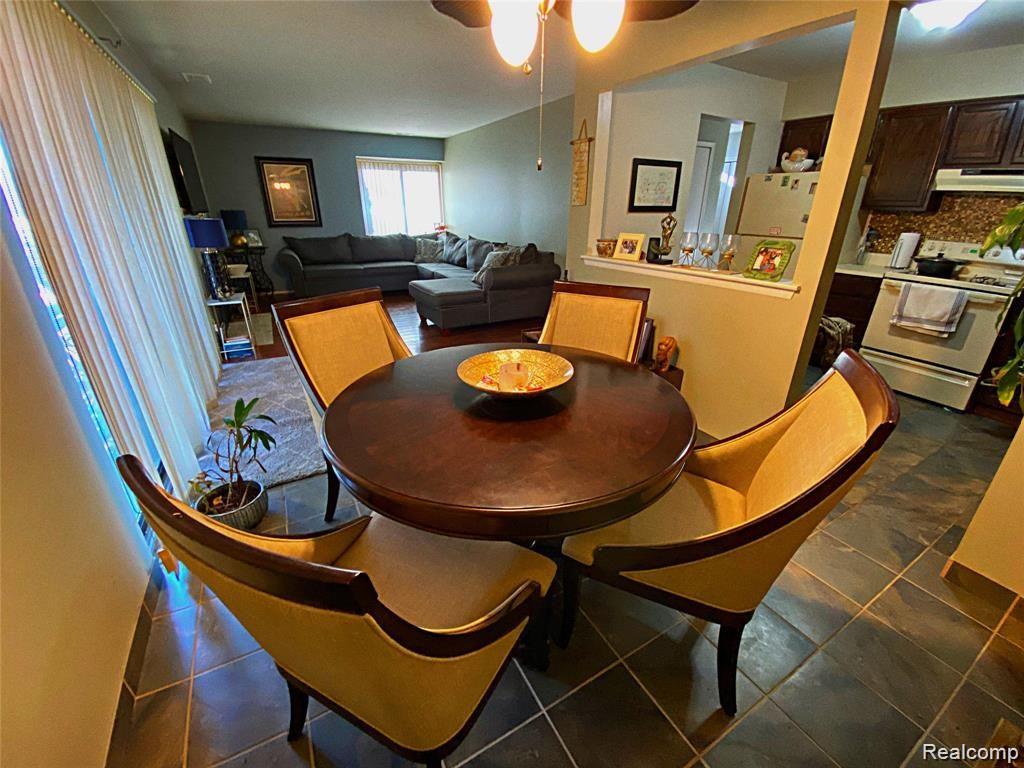 24243 Evergreen Road Southfield, MI 48075 - Photo 4 of 17 5A977E7A-2F42-47B9-AC2E-1D536AA99269.JPG