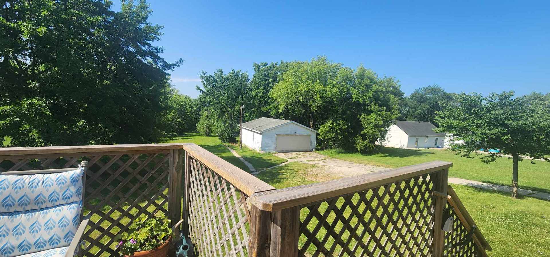 891 Bode Road Elgin, IL 60120 - Photo 34 of 38 Gallery Image 34