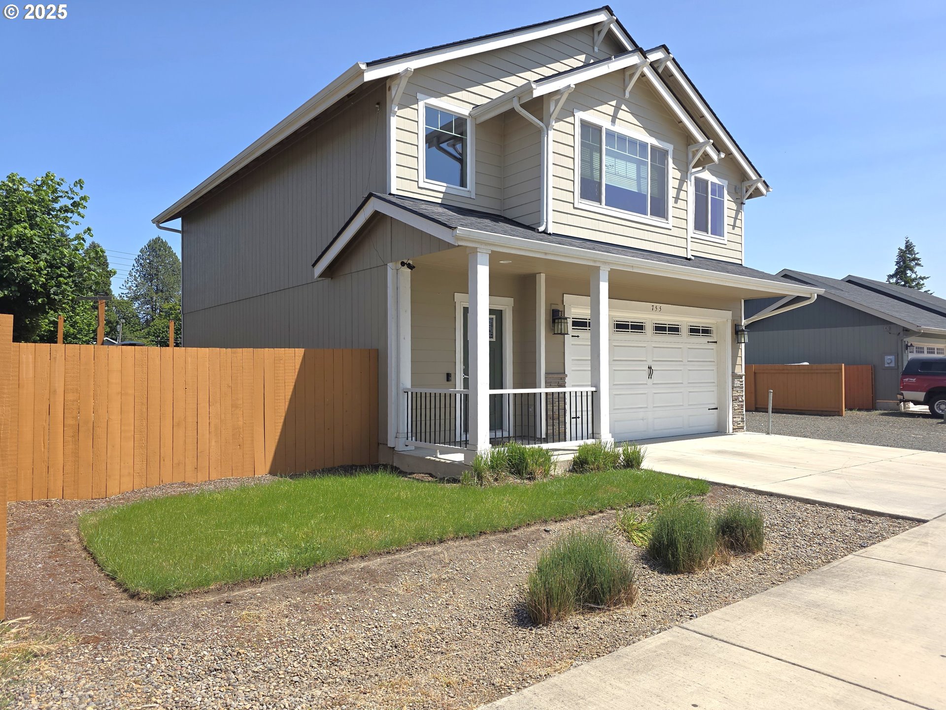 755 Nebraska Street Eugene, OR 97402 - Photo 2 of 39