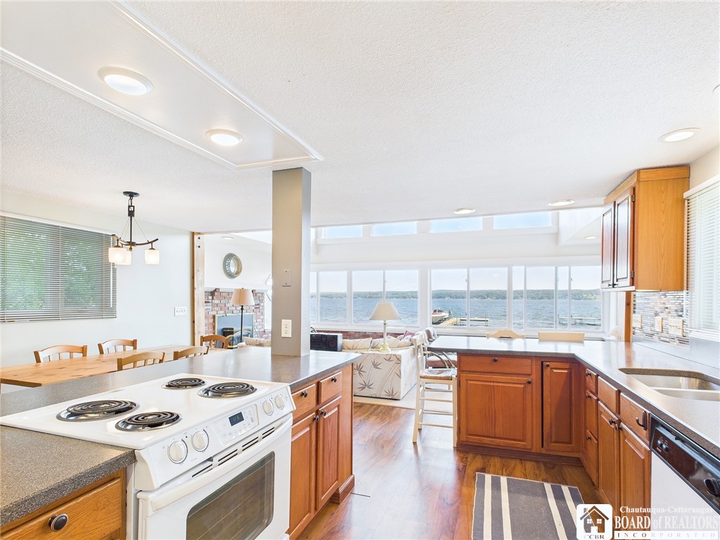 138 West Lake Road Chautauqua, NY 14757 - Photo 4 of 29