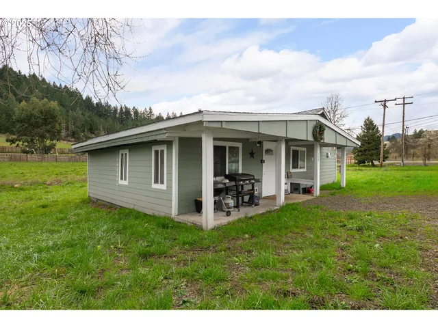 $249,900 | 119 Forest Road, Myrtle Creek, OR 97457
