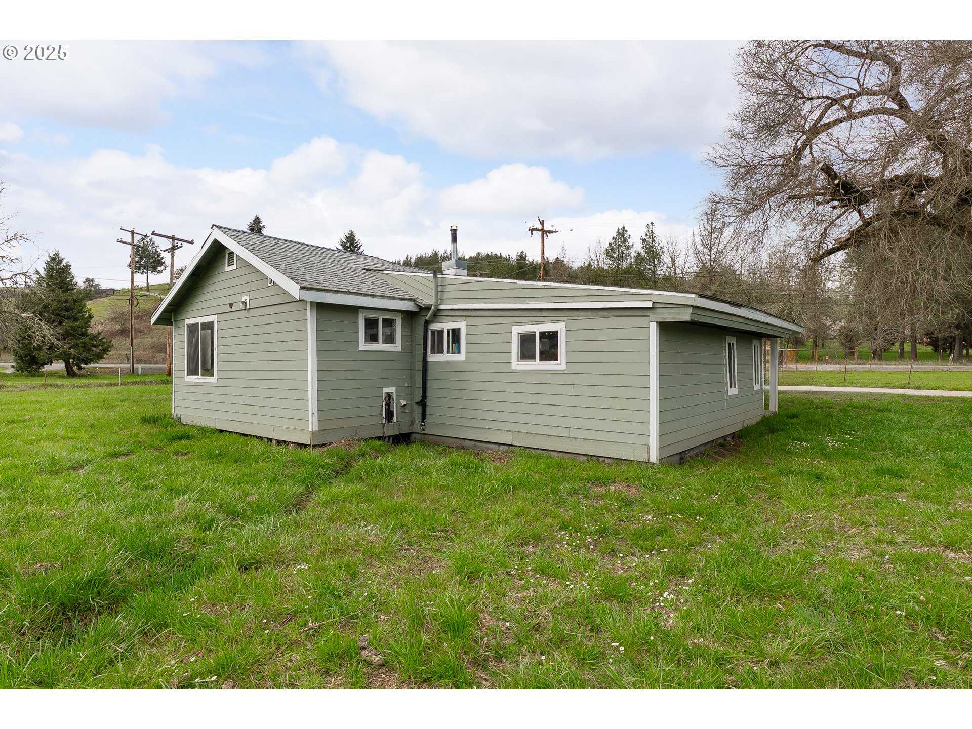119 Forest Road Myrtle Creek, OR 97457 - Photo 16 of 32