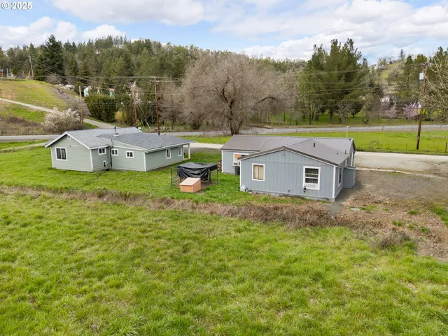 $249,900 | 119 Forest Road, Myrtle Creek, OR 97457