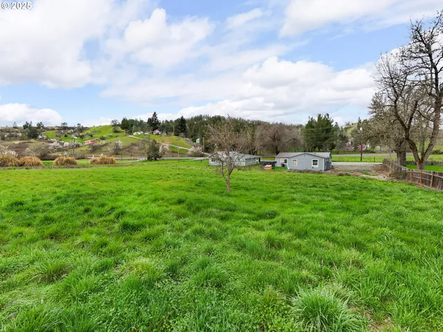 $249,900 | 119 Forest Road, Myrtle Creek, OR 97457