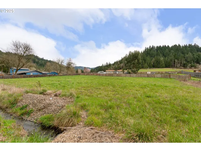 $249,900 | 119 Forest Road, Myrtle Creek, OR 97457