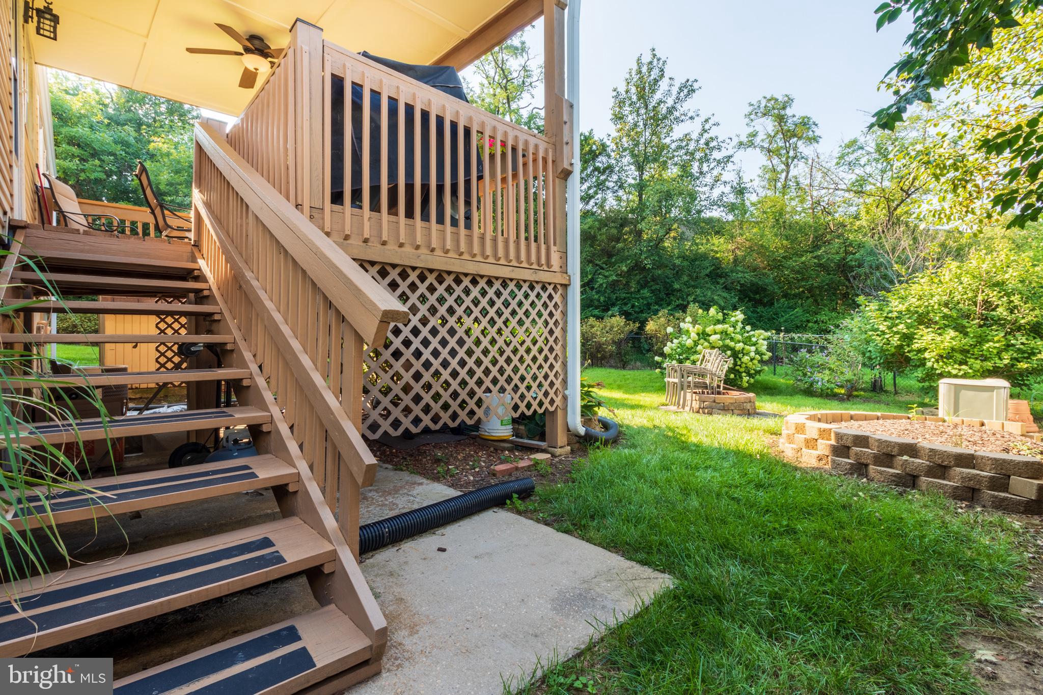 4712 Nantucket Road College Park, MD 20740 - Photo 20 of 43 Deck Stairs