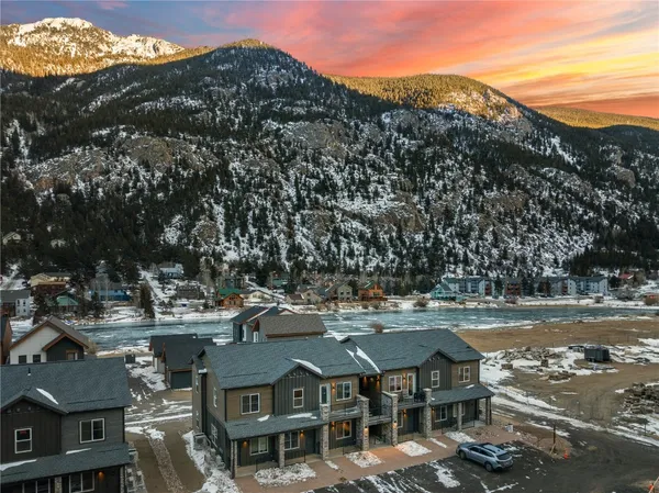 $299,000 | 2115 Hummingbird Way, Unit 103, Georgetown, CO 80444