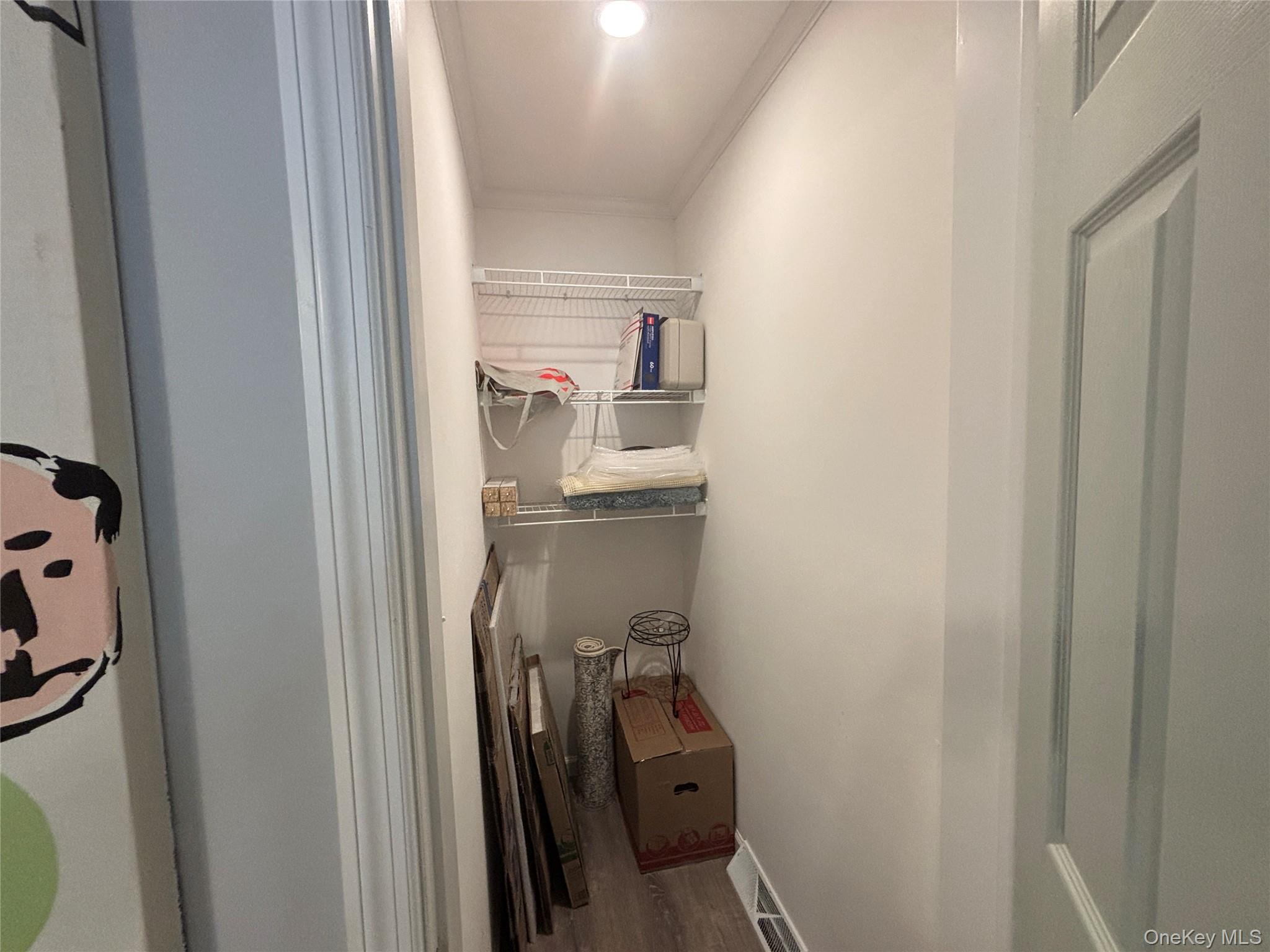 1661 Old Country Road, Unit 351B Riverhead, NY 11901 - Photo 11 of 39