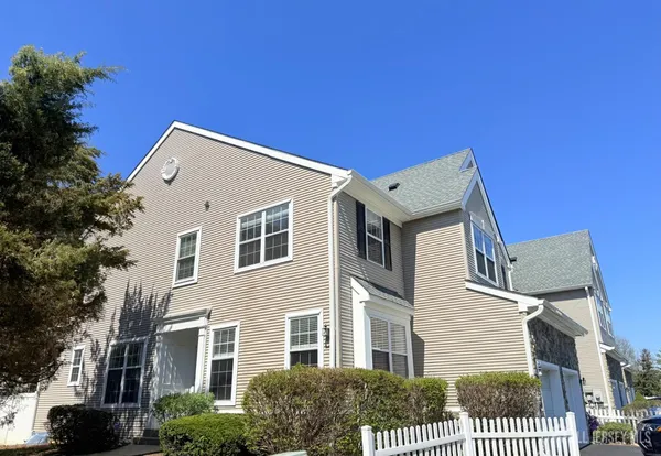 $699,900 | 701 Dahlia Circle, Dayton, NJ 08810