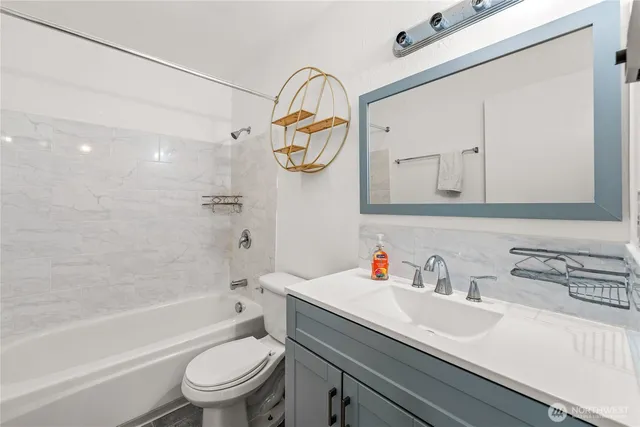 $199,900 | 15142 65th Avenue South, Unit 314, Tukwila, WA 98188