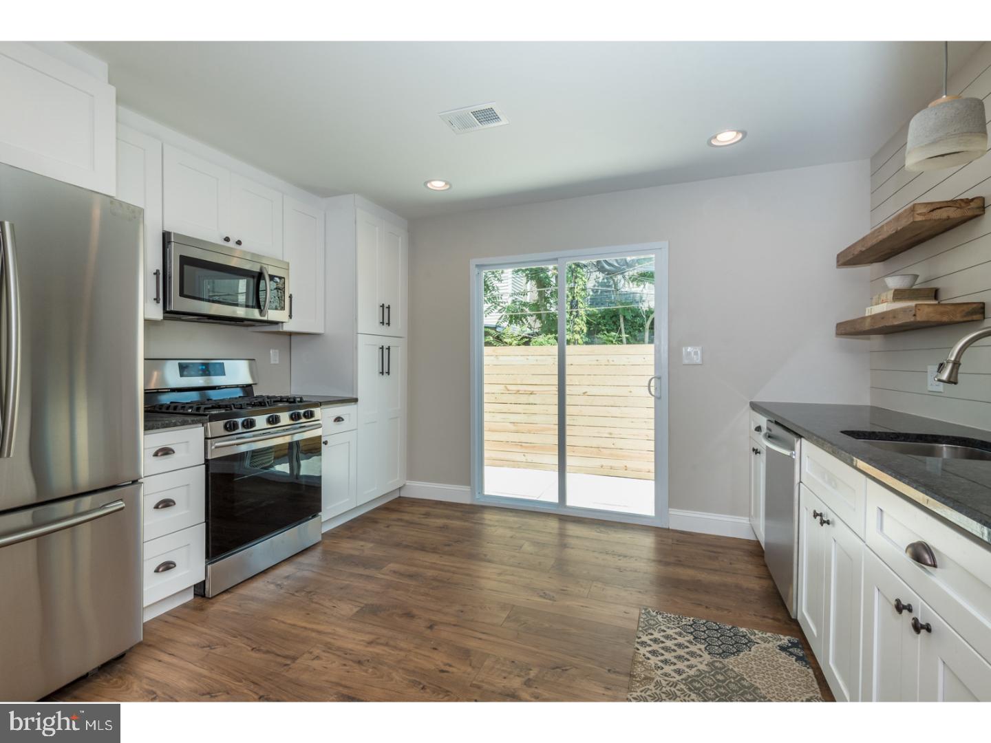 413 Tree Street Philadelphia, PA 19148 - Photo 8 of 21 Kitchen