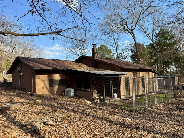 $200,000 | 44 Antioch Cove Road, Springville, TN 38256