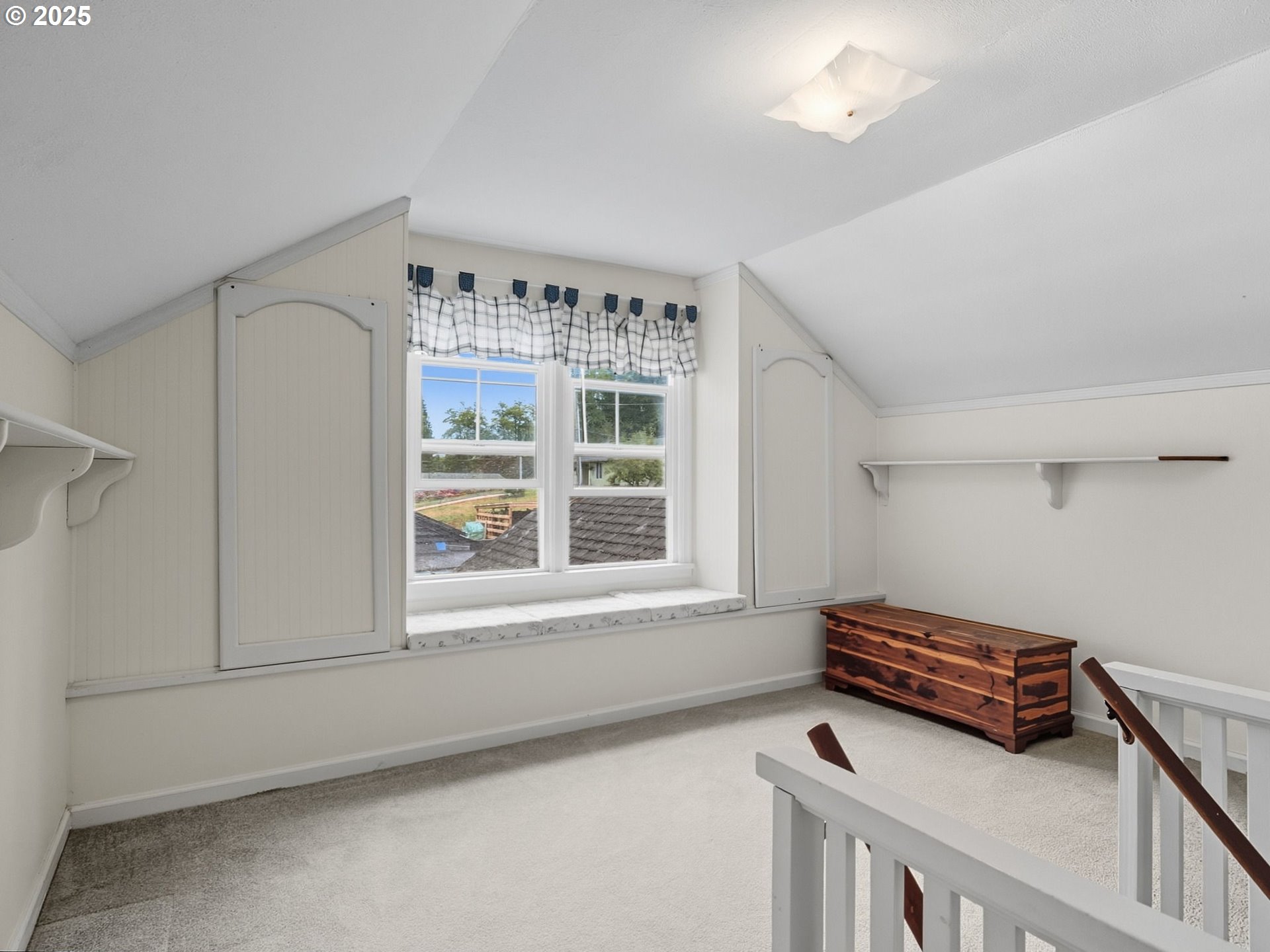 92965 Labeck Road Astoria, OR 97103 - Photo 11 of 31 a view of room with window and a ceiling fan