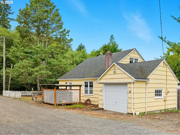 $425,000 | 92965 Labeck Road, Astoria, OR 97103