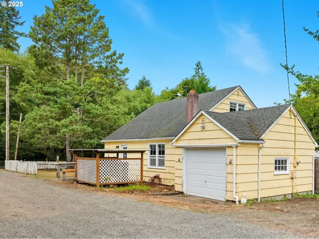 $425,000 | 92965 Labeck Road, Astoria, OR 97103