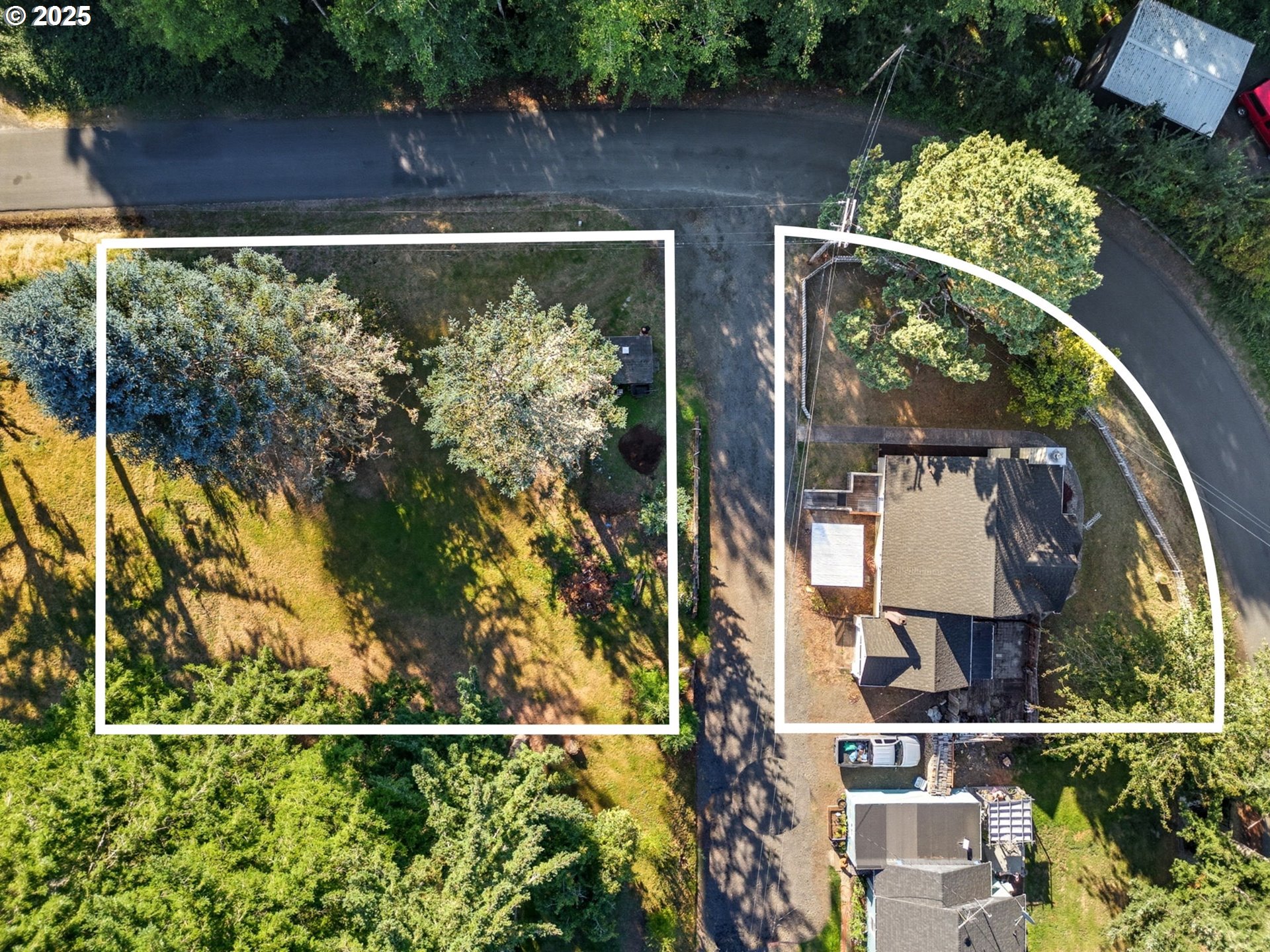 92965 Labeck Road Astoria, OR 97103 - Photo 29 of 31 an outdoor view of garden