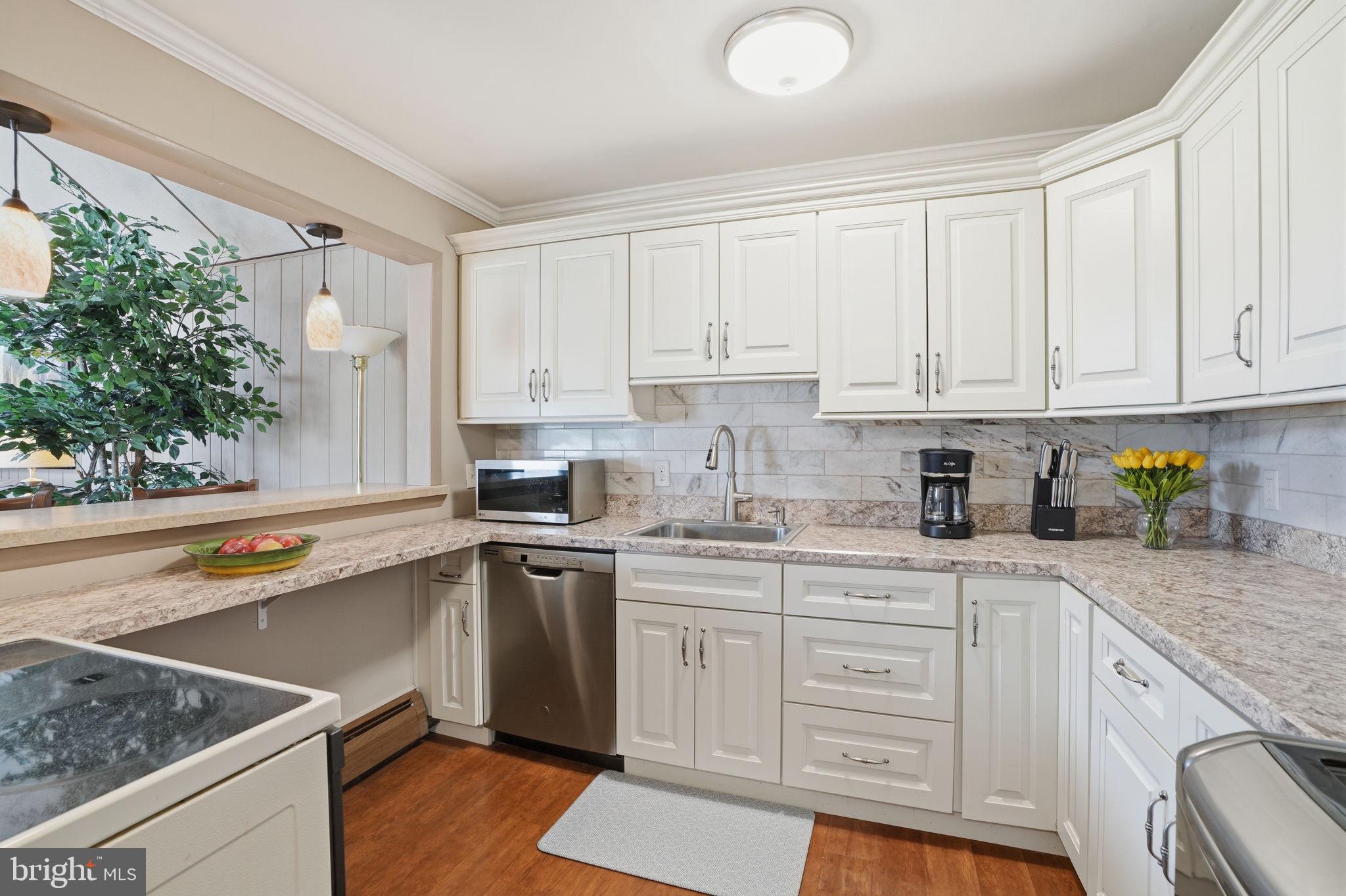 55 Canoebirch Road Levittown, PA 19057 - Photo 14 of 36