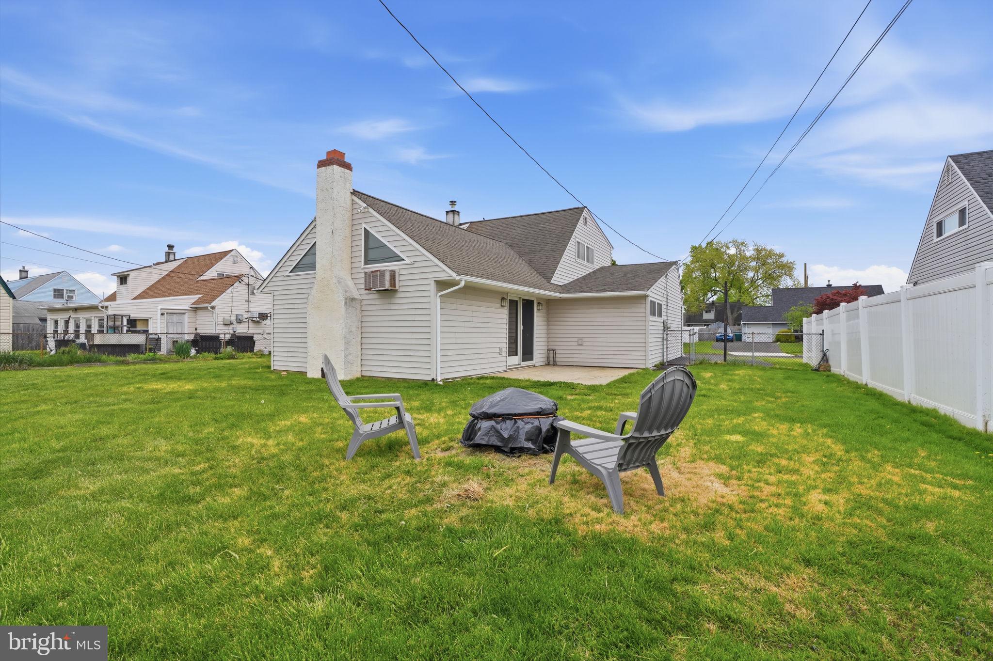 55 Canoebirch Road Levittown, PA 19057 - Photo 29 of 36
