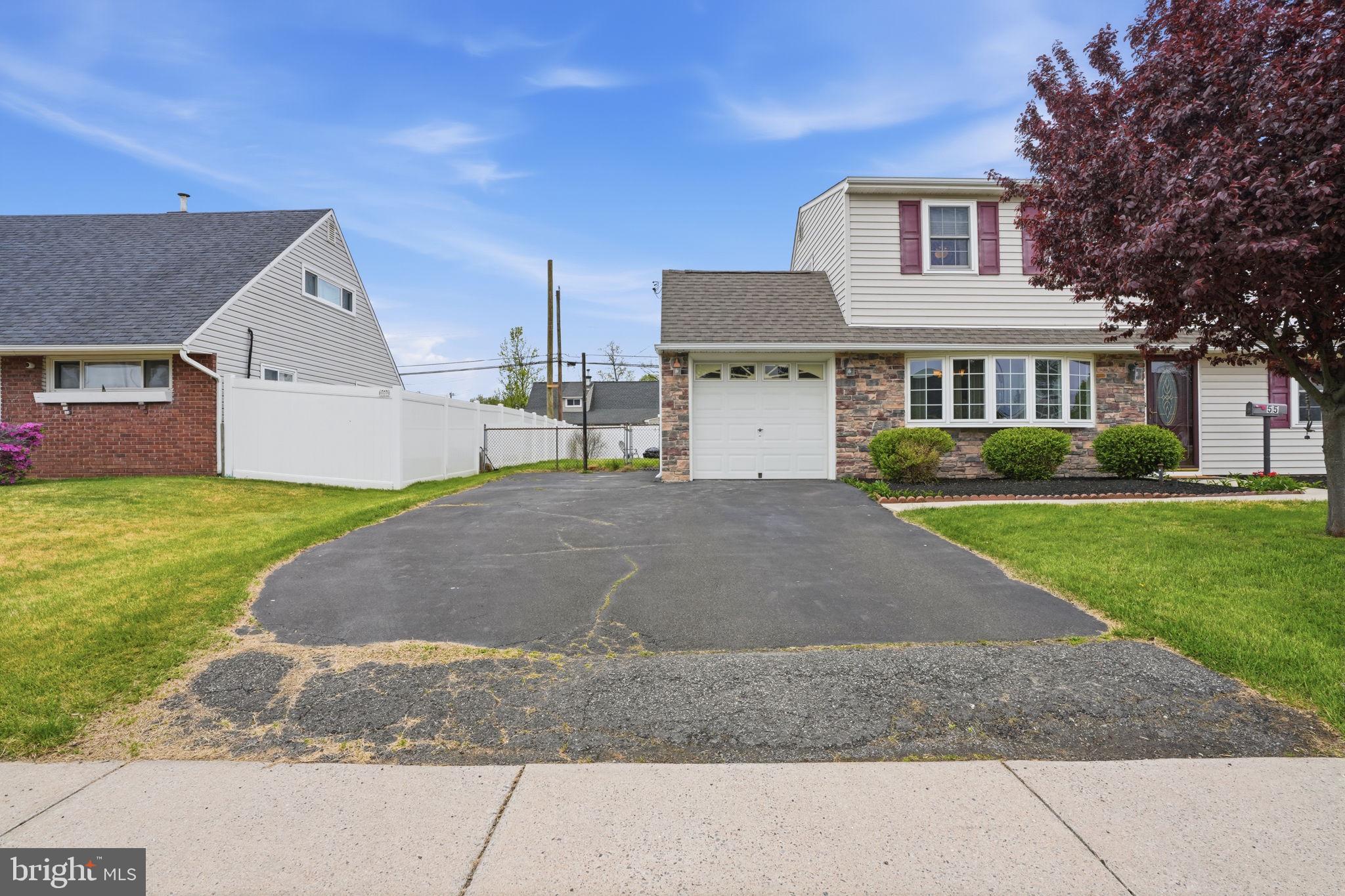 55 Canoebirch Road Levittown, PA 19057 - Photo 33 of 36