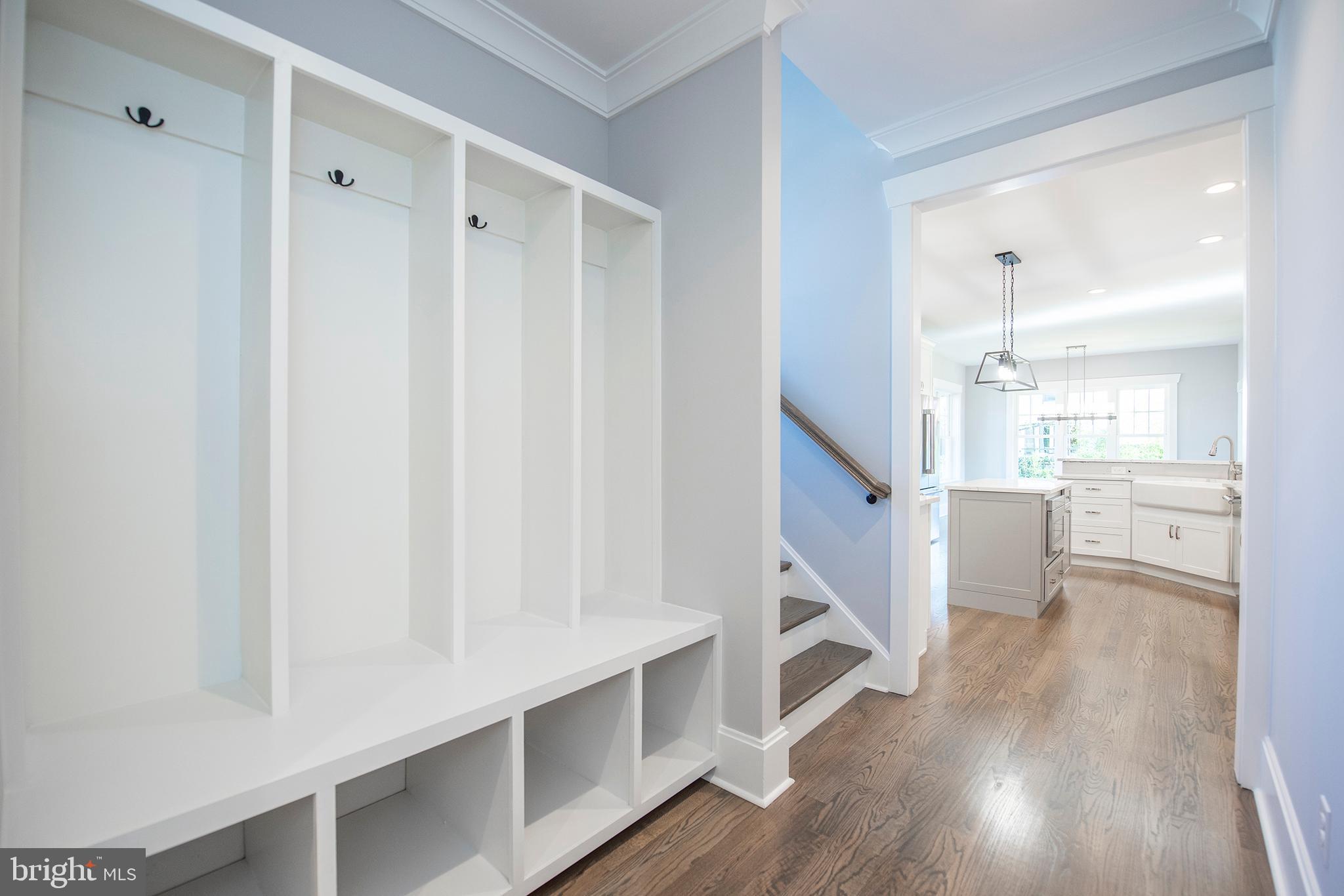 135 Henley Road Wynnewood, PA 19096 - Photo 3 of 62 Foyer