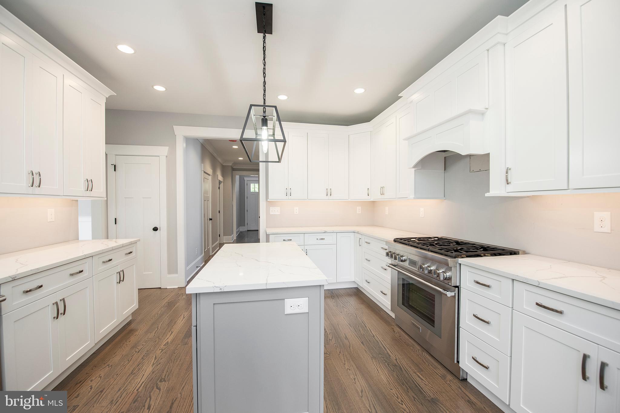 135 Henley Road Wynnewood, PA 19096 - Photo 7 of 62 Gallery Image 7