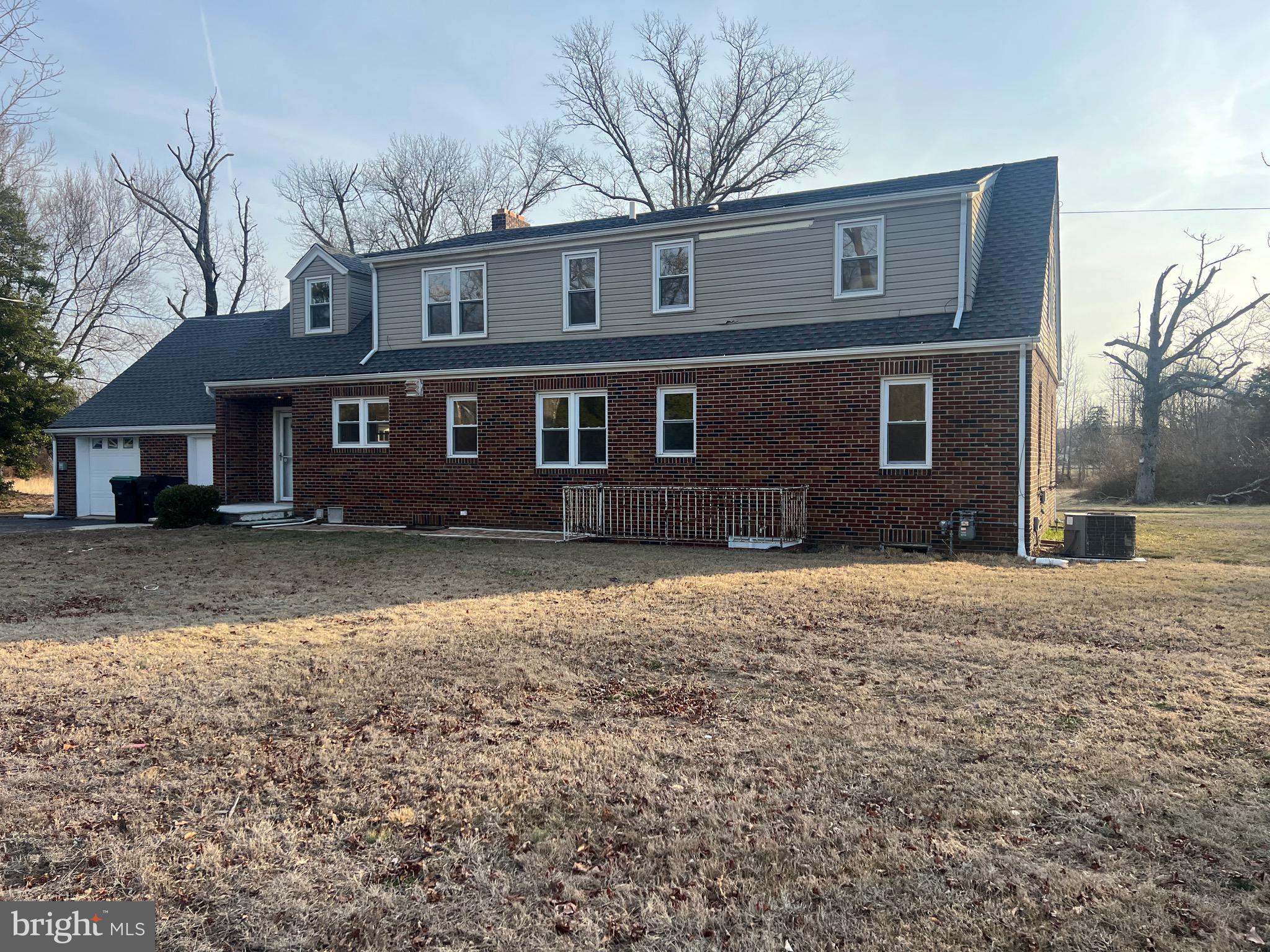 231 Highway 73 Hammonton, NJ 08037 - Photo 3 of 20 a front view of a house with a yard