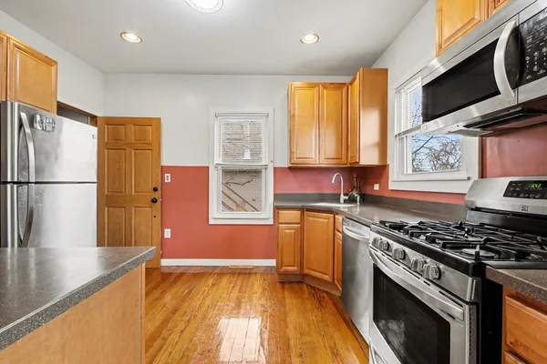 $279,900 | 120 South Kinzie Street, Thornton, IL 60476