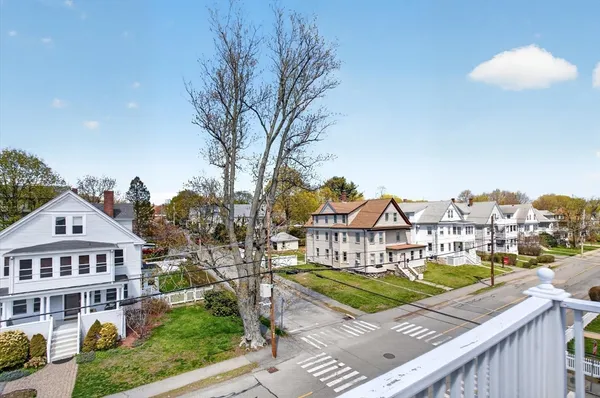 $2,590 | 142 Winslow Avenue, Unit 3, Norwood, MA 02062