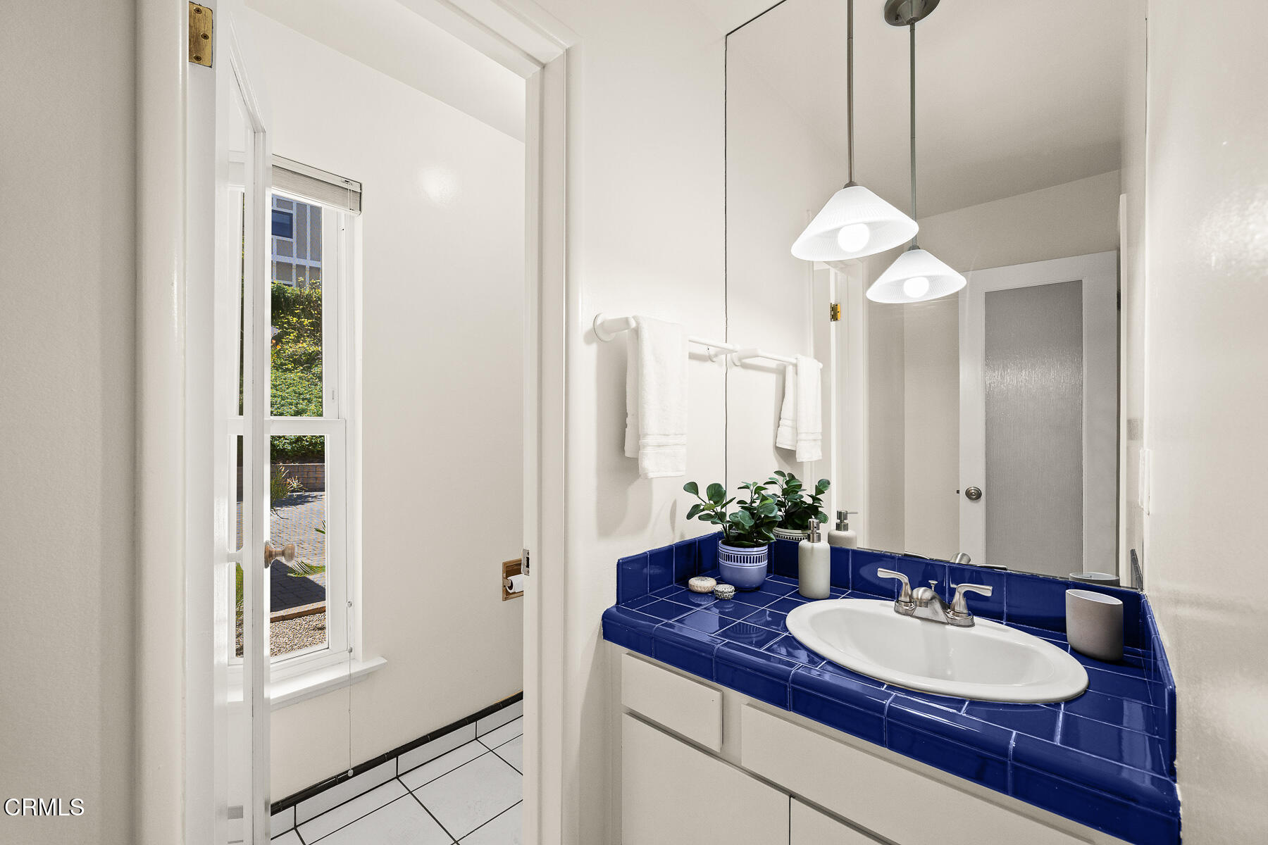 3745 Normandy Drive La Canada Flintridge, CA 91011 - Photo 22 of 62 MLS_30