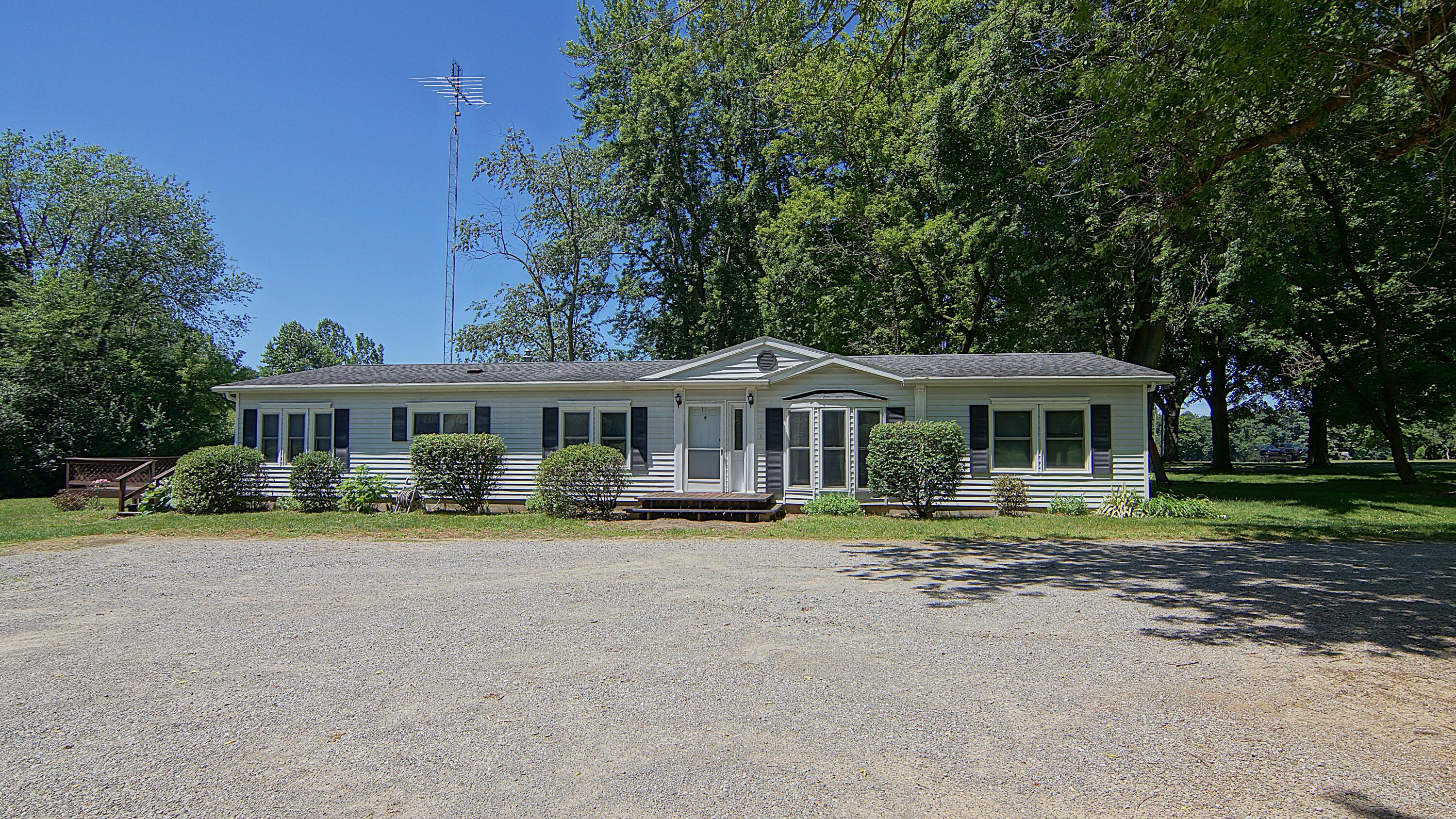 6802 Ryno Road Coloma, MI 49038 - Photo 23 of 30 DSC04617