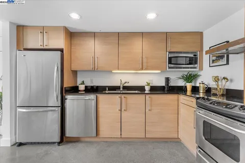 $449,000 | 226 2nd Street, Unit G2, Oakland, CA 94607
