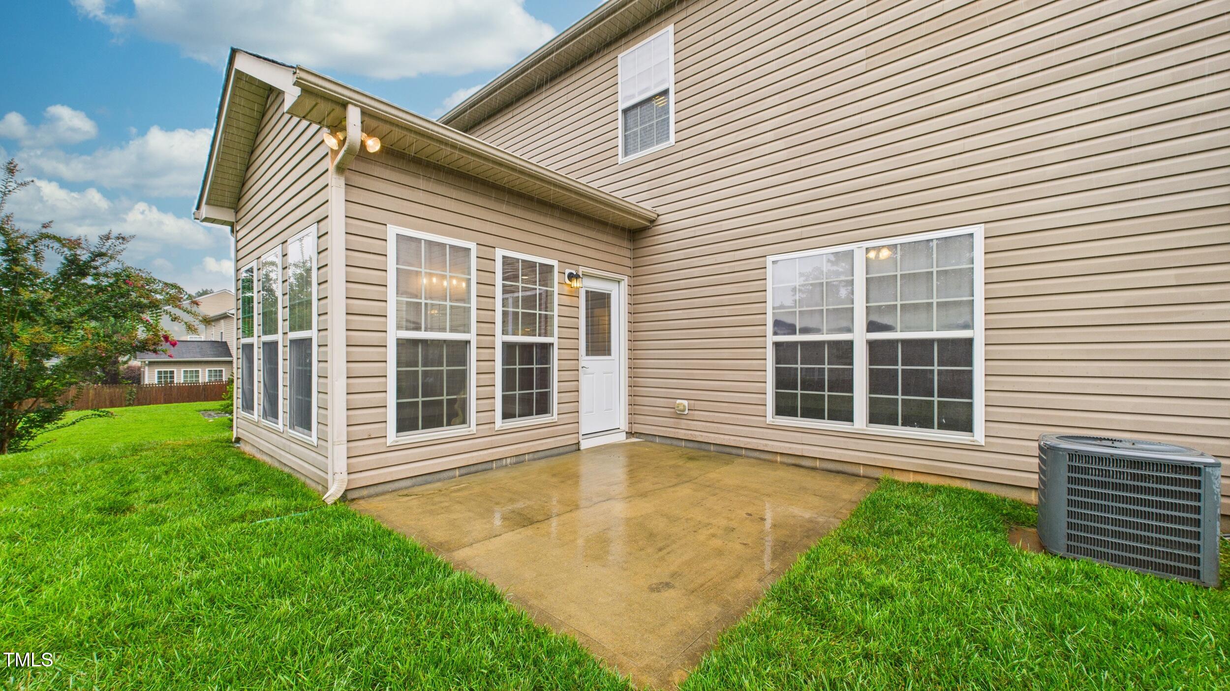 720 Stackhurst Way Wake Forest, NC 27587 - Photo 33 of 47 33_cam04645g0-pr0011-still044_gen