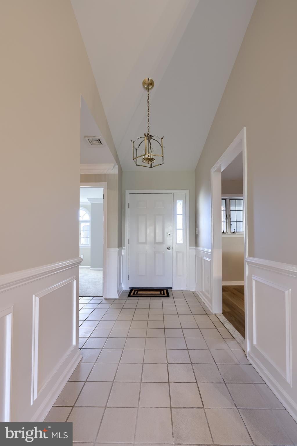 33 Black Oak Drive Lancaster, PA 17602 - Photo 11 of 46 a view of an empty room and window