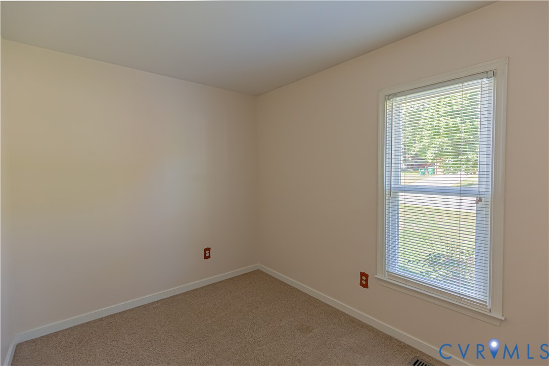 6325 Oldbern Road Chesterfield, VA 23832 - Photo 20 of 43